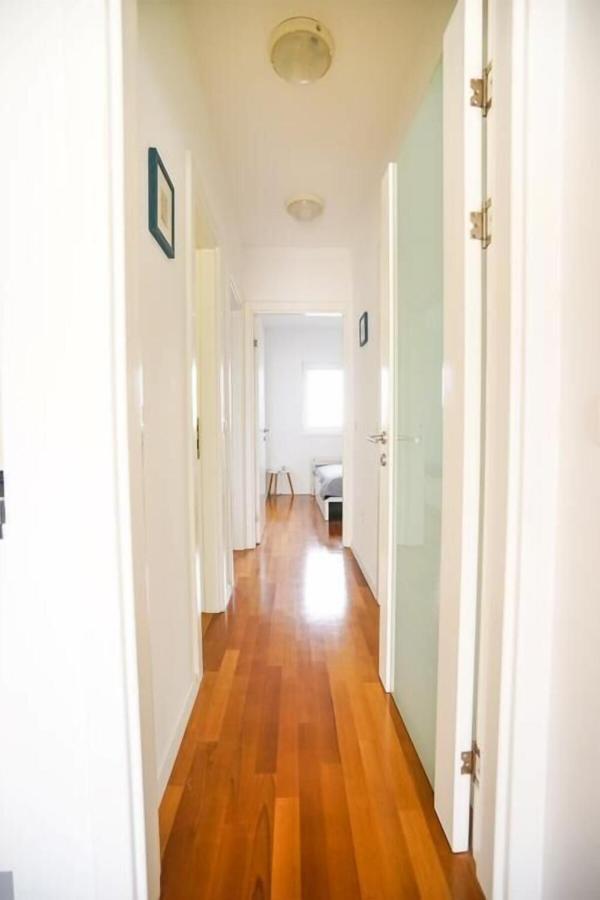 Apartment Zara White Bagian luar foto