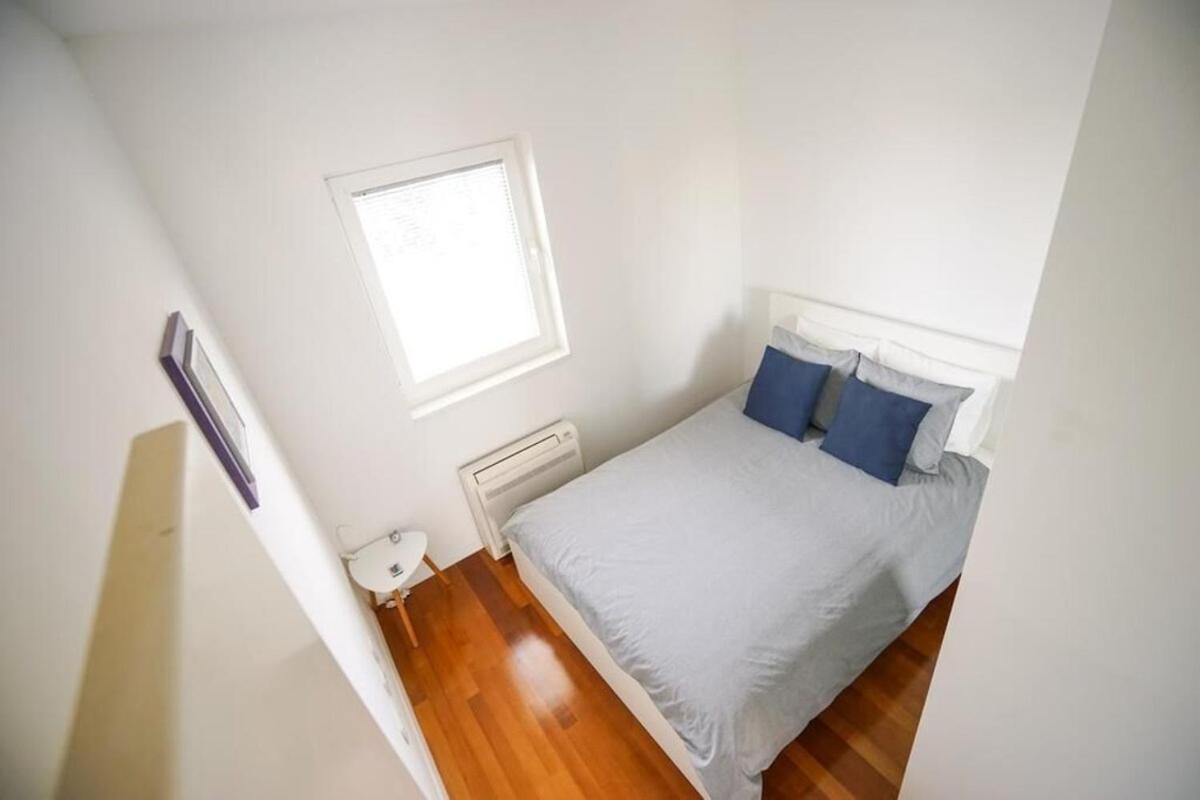Apartment Zara White Bagian luar foto
