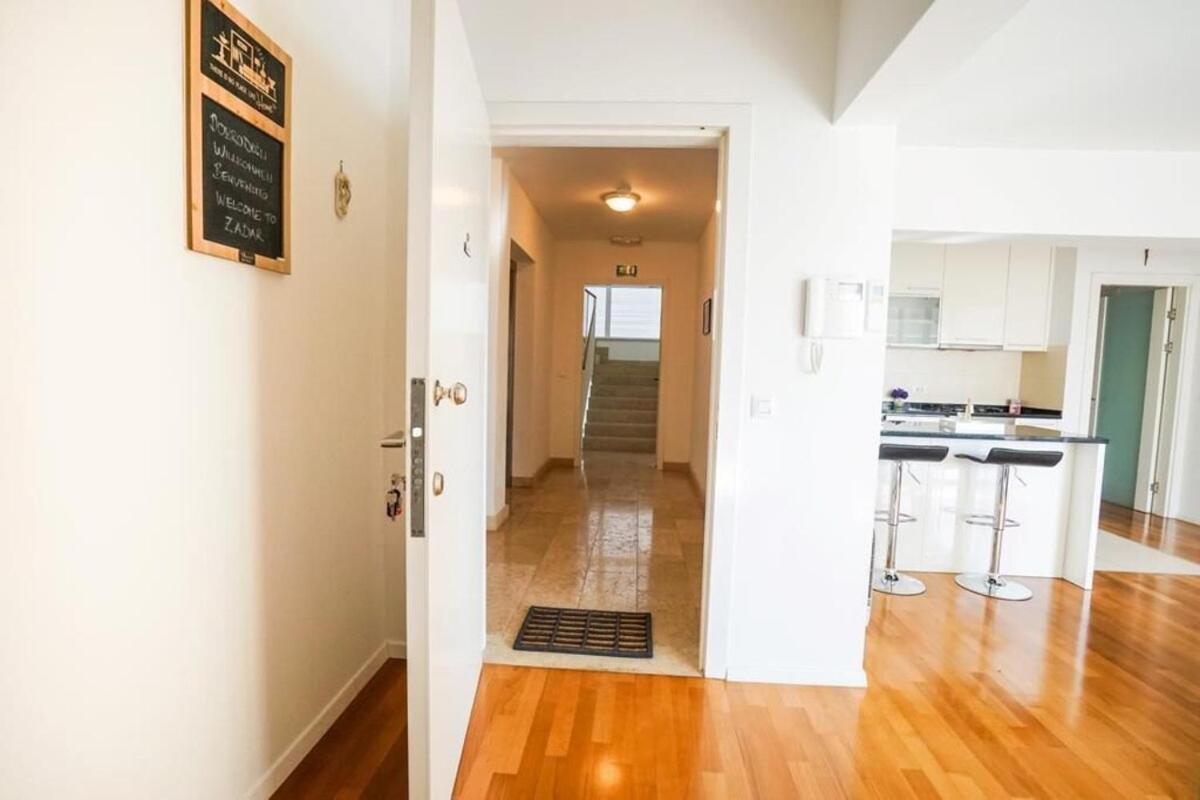Apartment Zara White Bagian luar foto